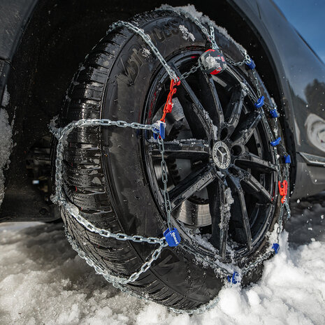 Pewag Servo SUV sneeuwkettingen 13mm Volkswagen Golf Sportsvan vanaf 2014 voor bandenmaat  195/65R15